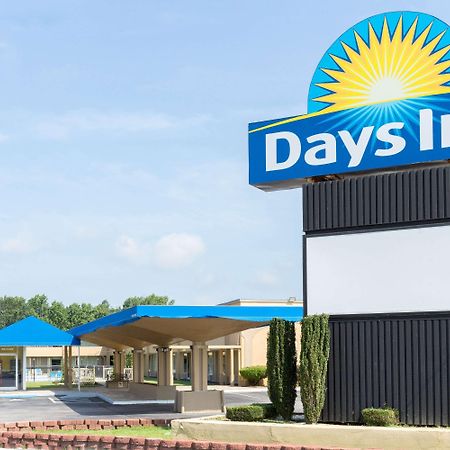 Days Inn By Wyndham Washington Eksteriør billede
