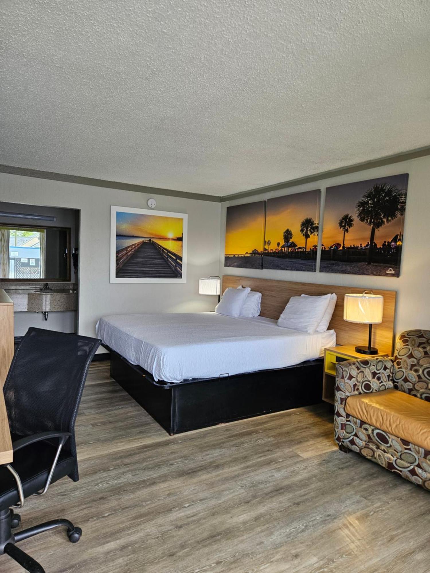 Days Inn By Wyndham Washington Eksteriør billede